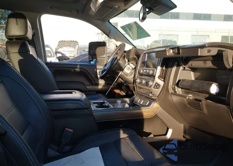 2019 GMC Sierra 2500Hd Denali z USA, uszkodzony, nr VIN 1GT12SEY4KF248020